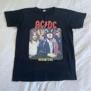 AC/DC band t-shirt